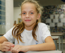 Aluna da Escola Estadual para Surdos Guilherme Eduardo Jacobucci, em 2017.