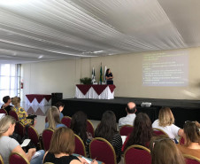 Documento será a referência para a reorganização dos currículos no Paraná acrescentando o contexto paranaense às definições da Base Nacional Comum Curricular. 