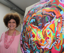 A Secretaria de Estado da Educação inaugurou nesta sexta-feira (23) a exposição Ero Ere Mulheres Artistas. A coletânea, que conta com 23 trabalhos distribuídos pela sede da Secretaria, em Curitiba, ficará aberta ao público e funcionários até o dia 18 de dezembro.  -  Curitiba, 23/11/2018   -  FOto: Fernando de Jesus/SEED