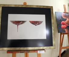 A Secretaria de Estado da Educação inaugurou nesta sexta-feira (23) a exposição Ero Ere Mulheres Artistas. A coletânea, que conta com 23 trabalhos distribuídos pela sede da Secretaria, em Curitiba, ficará aberta ao público e funcionários até o dia 18 de dezembro.  -  Curitiba, 23/11/2018   -  FOto: Fernando de Jesus/SEED