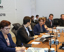 Cursos são destinados a todos os profissionais da educação e são uma das principais ferramentas para garantir a constante melhoria da qualidade do ensino paranaense. Somente em 2018 foram 530 mil participantes. Balanço foi apresentado durante a primeira reunião da Educação com a equipe do governo de transição.