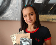 Os três livros, publicados em novembro, estarão disponíveis para download gratuito a partir de janeiro. As obras foram escritas por estudantes do Ensino Fundamental e Médio do Colégio Estadual Pedro Araújo Neto. 