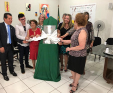 Em Apucarana, o CAS atenderá os Núcleos Regionais de Educação de Apucarana, Cornélio Procópio, Ibaiti, Jacarezinho, Londrina, Maringá, Telêmaco Borba, e Wenceslau Braz, com uma população de 5.259 pessoas surdas.