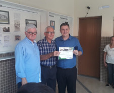 A comunidade escolar do município de Cândido de Abreu (na região Central do Estado) comemorou na última sexta-feira (14) a reinauguração do novo espaço do Colégio Estadual do Campo Agrônomo Hintz.