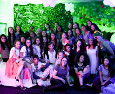 CE Malba Tahan apresenta Mundo Encantado da Disney