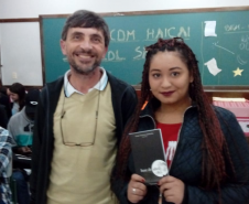 Alunos participam de palestras sobre Haicai 