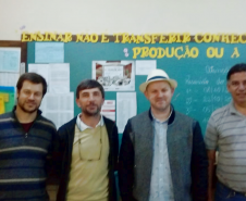 Alunos participam de palestras sobre Haicai 