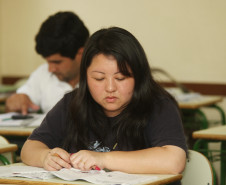 Estão abertas as matrículas para a Educação de Jovens e Adultos (EJA) da Secretaria de Estado da Educação do Paraná. Interessados devem procurar um Centro Estadual de Educação Básica para Jovens e Adultos (CEEBJA) ou escola estadual que oferte a modalidade até 18 de janeiro. Foto de arquivo.