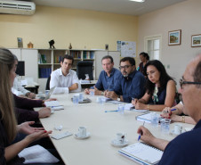 Atualmente, a distribuição ocorre em janeiro. Com a medida, os professores já saberão como ficará organizado seu próximo ano letivo antes de saírem de férias.