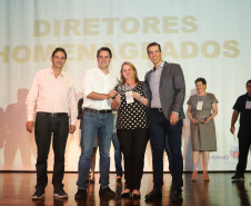 As escolas estaduais com as melhores notas e maior crescimento no Índice de Desenvolvimento da Educação Básica (Ideb) das regiões Sudoeste, Oeste, Centro e Centro-Sul foram premiadas nessa terça-feira (22), pela Secretaria de Estado da Educação na abertua do Seminário de Diretores – Aprendizagem em Foco 2019, realizado em Pinhão, no Centro-Sul do Estado.