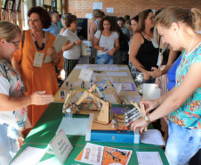Nos dois dias de cursos os servidores participaram de oficinas de avaliação (diagnóstico e plano de ação), liderança, hora atividade, tecnologia e inovação, e gestão de sala de aula.