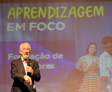 Formação dos gestores faz parte de uma série de novidades que a Secretaria da Educação está implementando antes do início do ano letivo, que começa no dia 14 de fevereiro. 