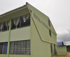 Entre os anos de 2016 e 2018, os gastos na conta de água da escola diminuiu R$ 2.478,47, uma economia de 30,57% do orçamento do Estado.