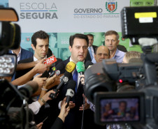 O governador Carlos Massa Ratinho Junior lançou nesta sexta-feira (15) o programa Escola Segura, que prevê uma série de medidas preventivas e protetivas de segurança que serão executadas na rede estadual de ensino. Curitiba,15/03/2019 Foto: Jaelson Lucas / ANPr