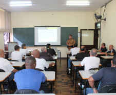 Ao término das capacitações, que têm 20 horas de duração, os policiais começam imediatamente a atuar nas escolas inscritas no programa. 