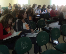 O evento serviu para discutir ações pedagógicas que serão implantadas nas salas de aula até o final do ano e permitiu troca de idéias entre professores que atuam no programa Sala de Apoio à Aprendizagem.
