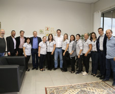 Governador Ratinho Junior esteve na Apae de Maringá, que atende mais de mil pessoas com deficiência e é mantenedora de duas escolas. 