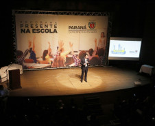 O governador Carlos Massa Ratinho Junior e o secretário da Educação e Esporte, Renato Feder, apresentaram nesta segunda-feira (27/05) o programa Escola Presente, criado para evitar o abandono escolar.Curitiba, 27-05-19.Foto: Arnaldo Alves / ANPr.
