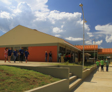O vice-governador e secretário da Educação inaugurou o Colégio Estadual Izaías Rafael da Silva, no Assentamento Libertação Camponesa, e a Escola Estadual Indígena Cacique Nur Fê. Os investimentos foram de R$ 2,7 milhões. 