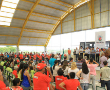 O vice-governador e secretário da Educação inaugurou o Colégio Estadual Izaías Rafael da Silva, no Assentamento Libertação Camponesa, e a Escola Estadual Indígena Cacique Nur Fê. Os investimentos foram de R$ 2,7 milhões. 