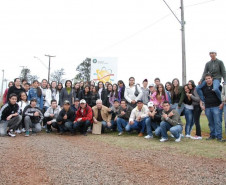 Além de conhecerem as instalações da instituição, os alunos participaram de palestra que abordou escolha profissional.