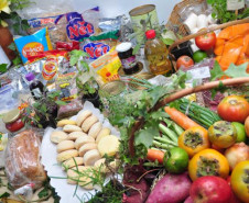 Estados do RS, SC e RJ conhecem Programa de Alimentação Escolar paranaense. Secretaria da Educação do Paraná prima pela qualidade nutricional da merenda escolar.