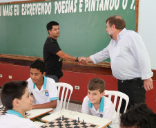 As visitas estão sendo realizadas em todo o Paraná e permitem conhecer a realidade dos estabelecimentos e analisar melhor as demandas existentes.Foto do Colégio Estadual Dom Pedro II.