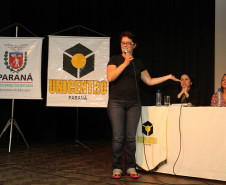 Para Fernanda Scaciota, diretora de Políticas e Programas Educacionais da Secretaria de Estado da Educação (SEED), a reunião é um marco para a formação dos profissionais da educação.