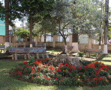 Colégio Estadual Professor Colares
