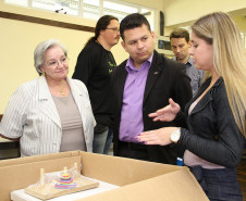 O Centro Estadual de Educação Profissional Newton Freire Maia, em Pinhais, na região metropolitana de Curitiba, é o primeiro do Brasil a receber laboratórios científicos e técnicos do programa Brasil Profissionalizado, mantido pelo Ministério da Educação (MEC) para fortalecer as redes estaduais de educação profissional e tecnológica.