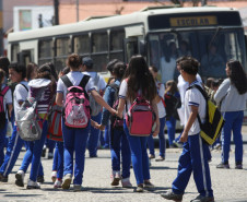 A Secretaria da Fazenda já depositou R$ 11,3 milhões nas contas das prefeituras paranaenses para o pagamento dos serviços de transporte escolar de alunos da rede estadual.