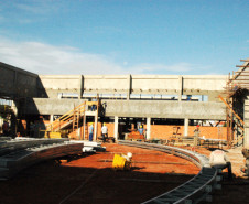 Ainda no Oeste, no município de Terra Roxa, a Secretaria de Estado da Educação (SEED) está construindo o Centro Estadual de Educação Profissional (CEEP). Com investimento de R$ 6,9 milhões, as obras estão em andamento...