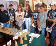 A visita teve como objetivo proporcionar aos alunos intercâmbio cultural, além de apresentar os cursos da instituição federal. 
