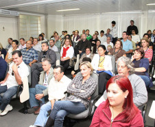 Projeto Conversa com Verso e Prosa traz artistas paranaenses para se apresentarem no auditório da Secretaria da Educação do Paraná.