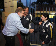 Qualidades do Programa Estadual da Alimentação Escolar e da Agricultura Familiar são salientadas durante visita de Arns a escolas em Tibagi. Foto do Colégio Estadual Leopoldina Pedroso.