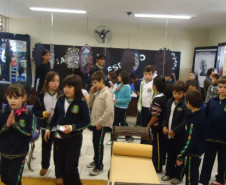 Alunos da Escola Municipal Telêmaco Carneiro em visita ao Festival do CE Rui Barbosa.