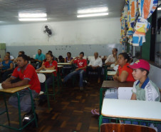 Secretaria lança plano para alunos com atraso escolar