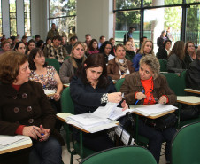 Este é o quarto evento realizado este ano para promover uma maior articulação entre a Secretaria de Estado da Educação (SEED), universidades e prefeituras para garantir uma formação adequada aos professores egressos do Programa de Capacitação da Vizivali e que participam do curso de licenciatura em Pedagogia nas IES.