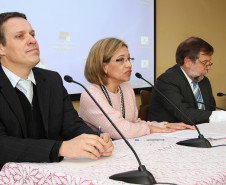 O programa envolve as secretarias de Estado da Saúde, da Educação, da Família e Desenvolvimento Social e da Justiça, Cidadania e Direitos Humanos.