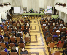 Plano em discussão amplia oferta de educação e profissionalização no sistema prisional, para garantir ressocialização de apenados.