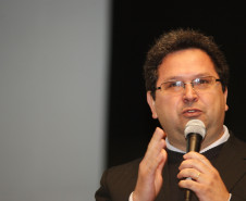 Quarta turma conclui as atividades do Programa de Desenvolvimento Educacional (PDE), uma política do Governo do Paraná de valorização dos professores