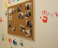 O projeto “Projeto ver com as mãos” tem como parceria a Faculdade de Artes do Paraná (FAP) e recebe apoio do programa Criança Esperança.