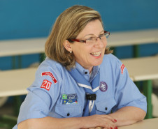 Mais 12 alunos do Colégio Estadual Manoel Ribas, em Curitiba, fizeram nesta terça-feira (14) a promessa escoteira do Grupo Escoteiro (GE) Zilda Arns.