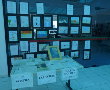 Já no Jardim Coopagro, os alunos do Colégio Estadual Novo Horizonte participaram do evento “Um Dia Com Helena Kolody”, realizado no Centro da Juventude.