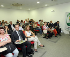 A entrega oficial do caderno será realizada com o vice-governador e secretário de Educação, Flávio Arns, e o secretário de Assuntos para a Copa do Mundo 2014, Mario Celso Cunha, ainda sem data definida. As atividades específicas sobre a Copa devem começar no ano que vem.