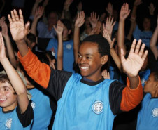 Cerca de 2 mil estudantes participaram da palestra “Ser feliz faz bem", e das apresentações culturais da Biblioteca Pública do Paraná no Museu Oscar Niemayer (MON), em Curitiba. 