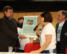 Grupo recebido pelo vice-governador Flávio Arns propõe ações nas áreas de educação, saúde, assistência e trabalho. Recentemente, os alunos das escolas especiais foram inseridos em todos os programas e políticas públicas da Seed. 