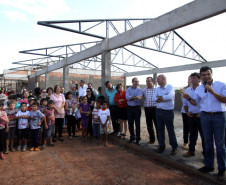 O governador Beto Richa visita as obras de escola municipal em São José da Boa Vista.