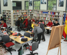 Caminho de Santiago – é o caminho que os peregrinos faziam até a tumba do apóstolo Santiago, em Galícia, a 600 quilômetros de Madri, no norte da Espanha, durante a idade média. Hoje o caminho do padroeiro espanhol se tornou uma rota turística e cultura do país.