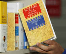 Durante quatro dias, educadores trabalharam espanhol de forma multidisciplinar. Objetivo é tornar estudo da língua mais atraente para alunos.